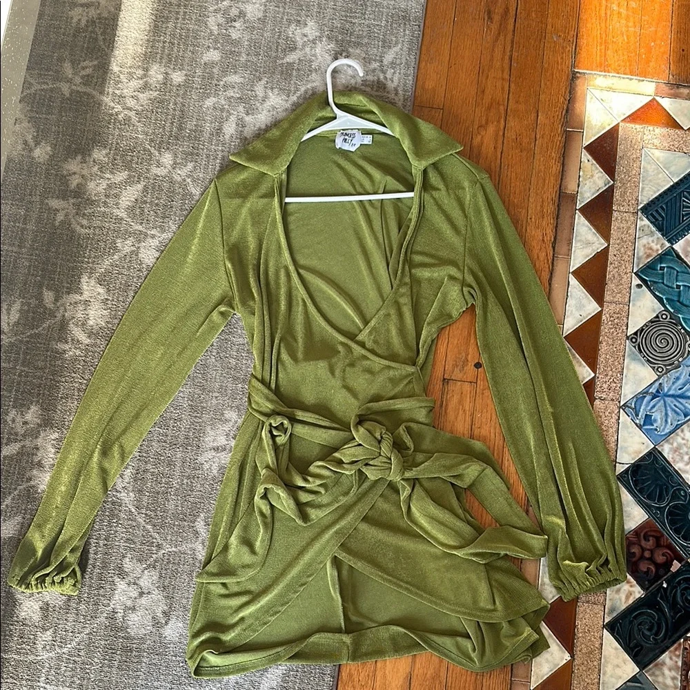 Princess Polly Party Time Wrap Dress - Picture 1 of 4